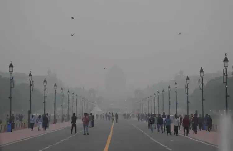 FEATURED IMAGE OF Delhi Air Quality Update: Understanding the Recent Dip to 'Very Poor' Levels